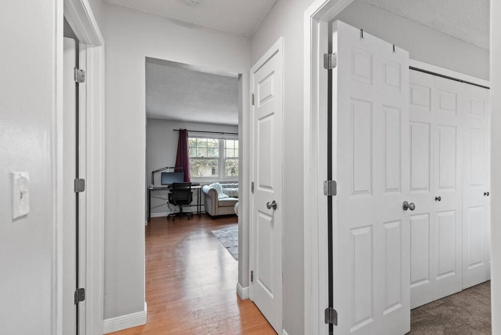 Tranquil 2Br Apt Mpls - 8075 Apt 3 Minneapolis Luaran gambar