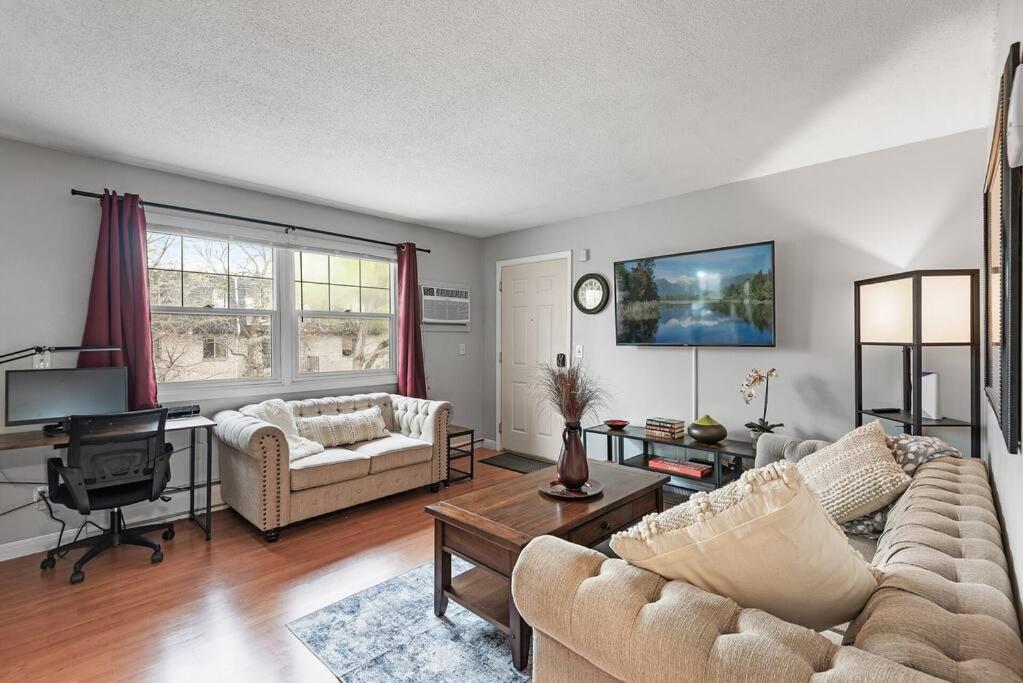 Tranquil 2Br Apt Mpls - 8075 Apt 3 Minneapolis Luaran gambar